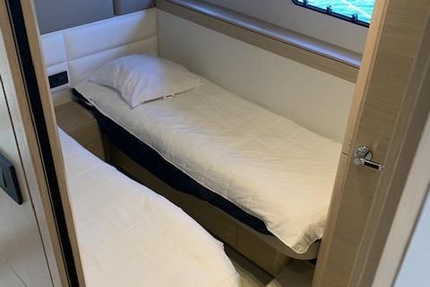 2018 Princess 74 