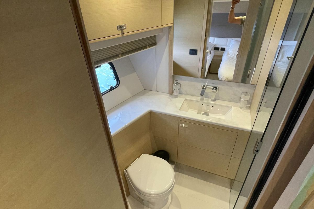 2018 Princess 74 