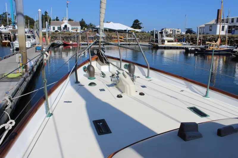 La Vie En Rose Yacht Photos Pics Sailboat docked at marina, Custom Gartside Jespersen 40, 2012 model, sunny day.