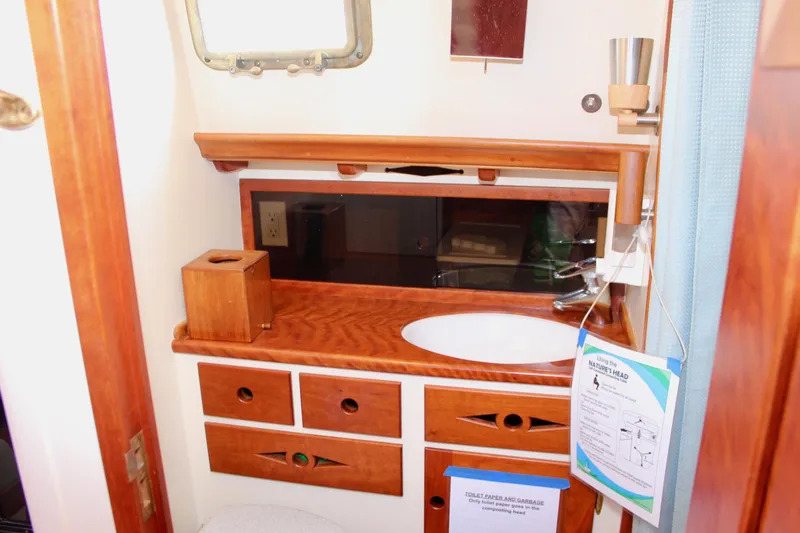 La Vie En Rose Yacht Photos Pics 