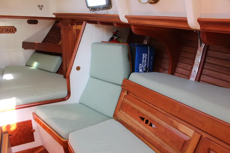 La Vie En Rose Yacht Photos Pics 