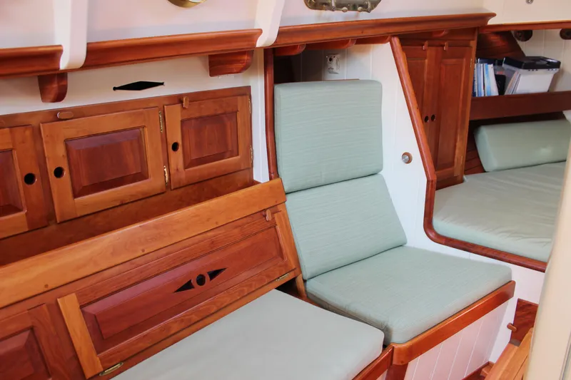 La Vie En Rose Yacht Photos Pics 