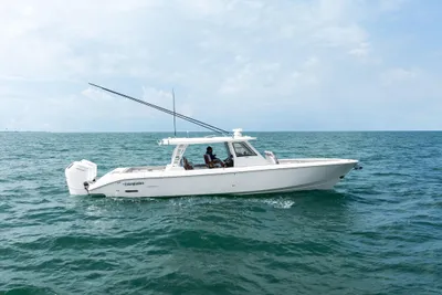 Everglades 455 Center Console
