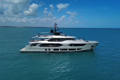 Majesty 120