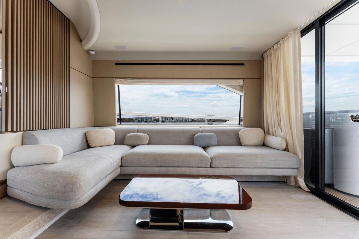 2023 Azimut 68 
