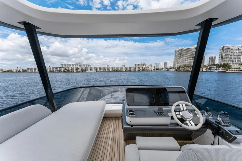 Sea Teaser Yacht Photos Pics 