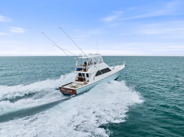 Kelly Lynn Yacht Photos Pics 