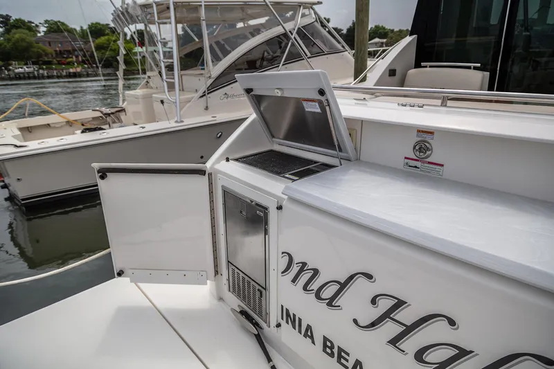 Second Half Yacht Photos Pics Tiara 44 SECOND HALF - Transom