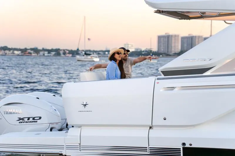  Yacht Photos Pics Manufacturer Provided Image