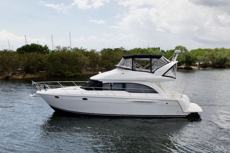 2006 Meridian 411 Sedan