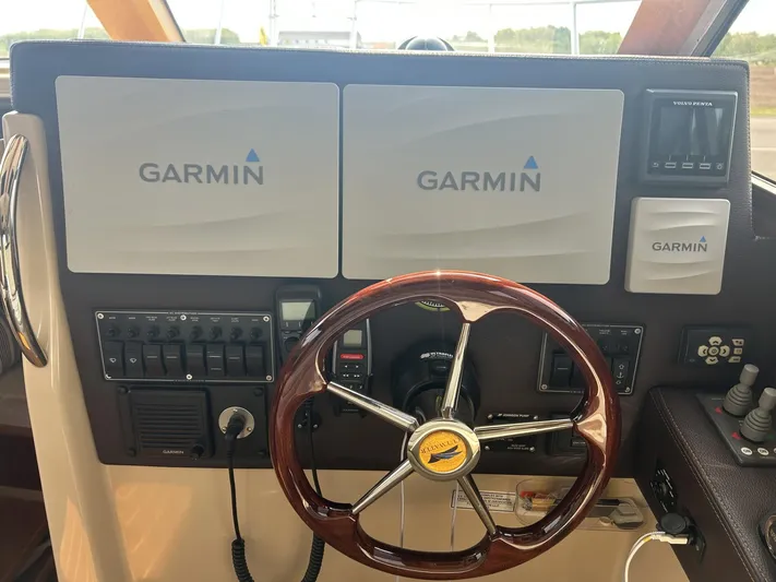 Master Plan Yacht Photos Pics 