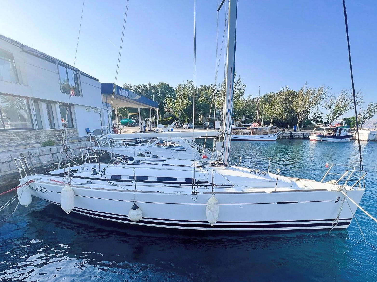 first 35 yacht for sale