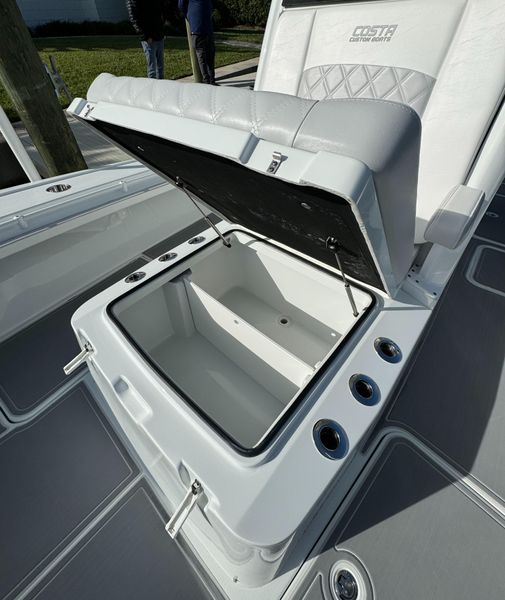 2022 Costa Custom Boats 264 HB