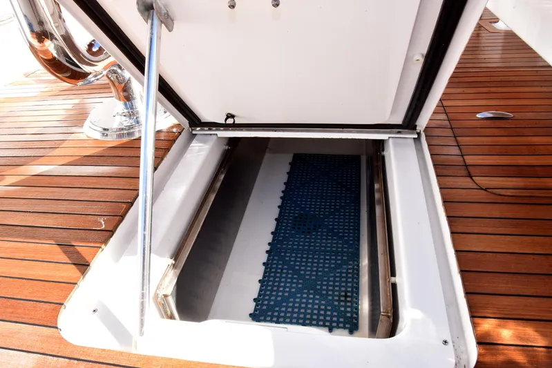 Bella Betty Yacht Photos Pics 