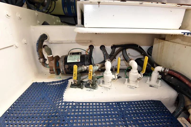 Bella Betty Yacht Photos Pics 