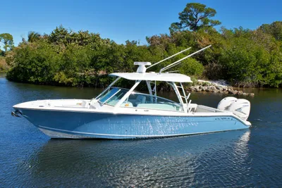 Cobia 330 Dual Console