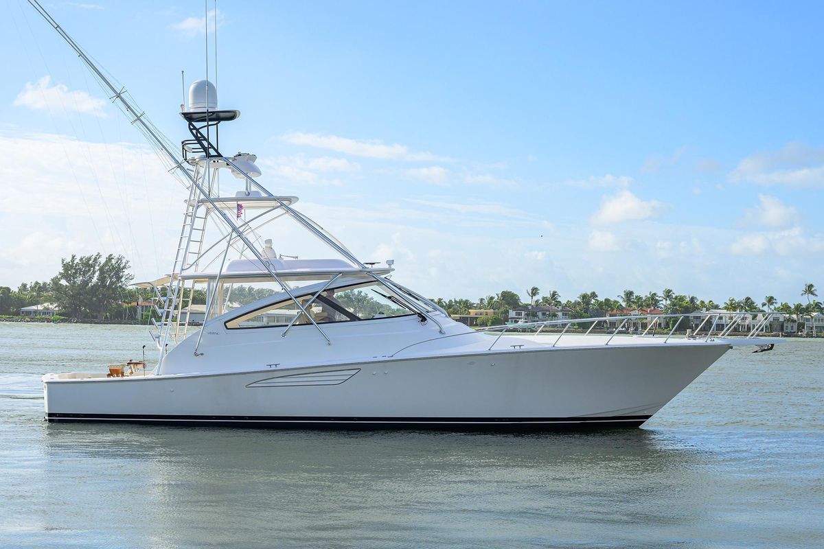 2015 Viking 52 