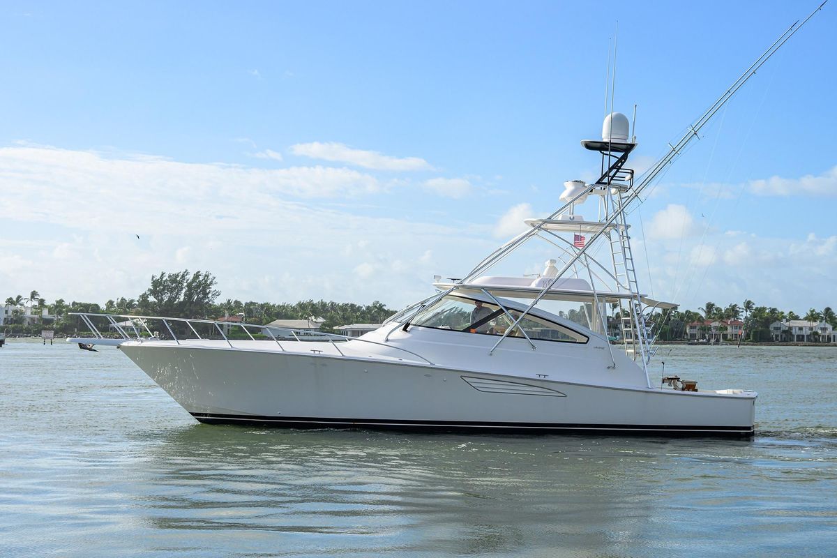 2015 Viking 52 