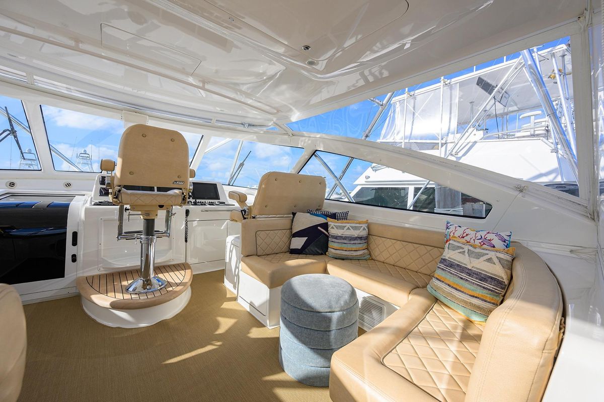 2015 Viking 52 