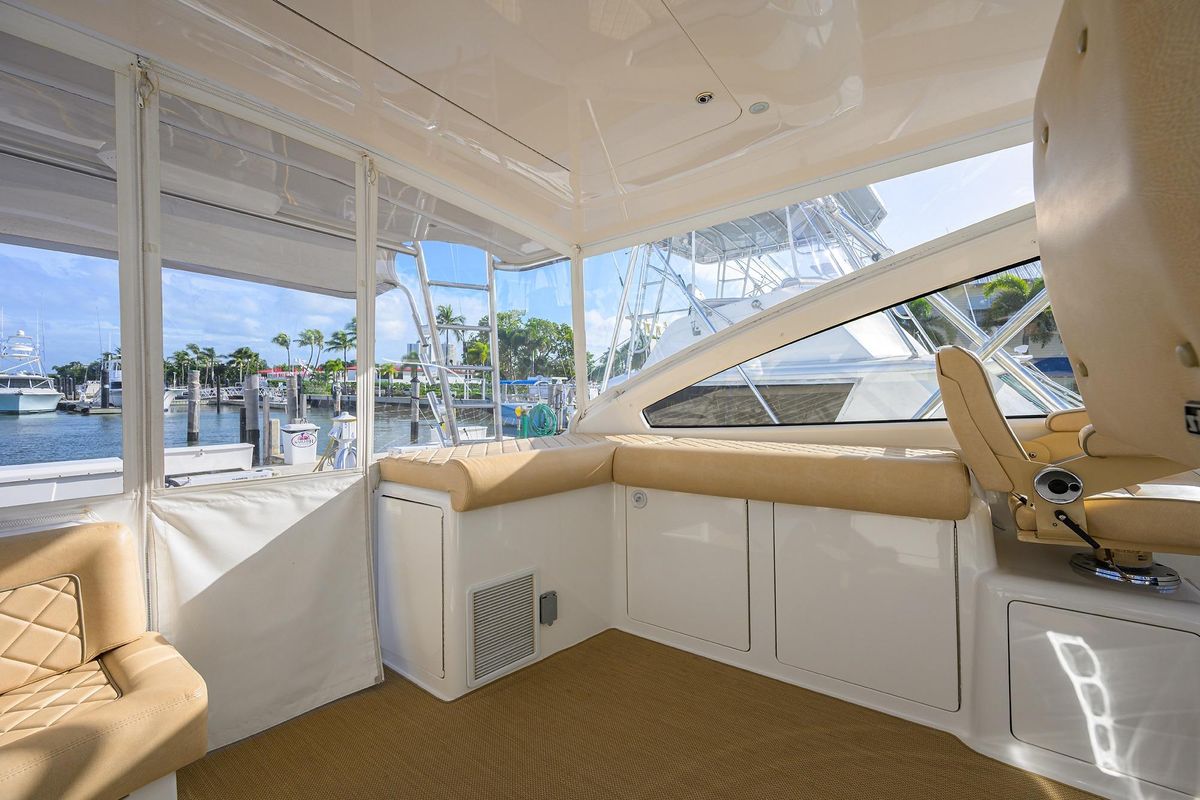2015 Viking 52 