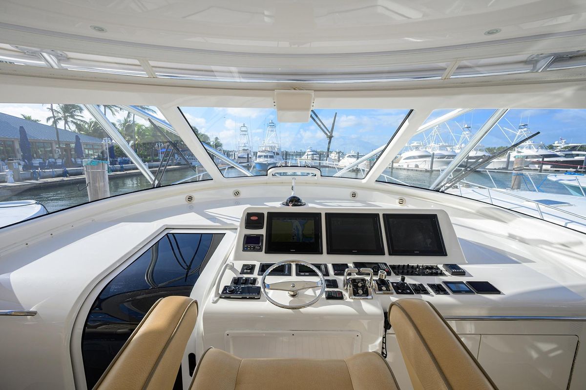 2015 Viking 52 