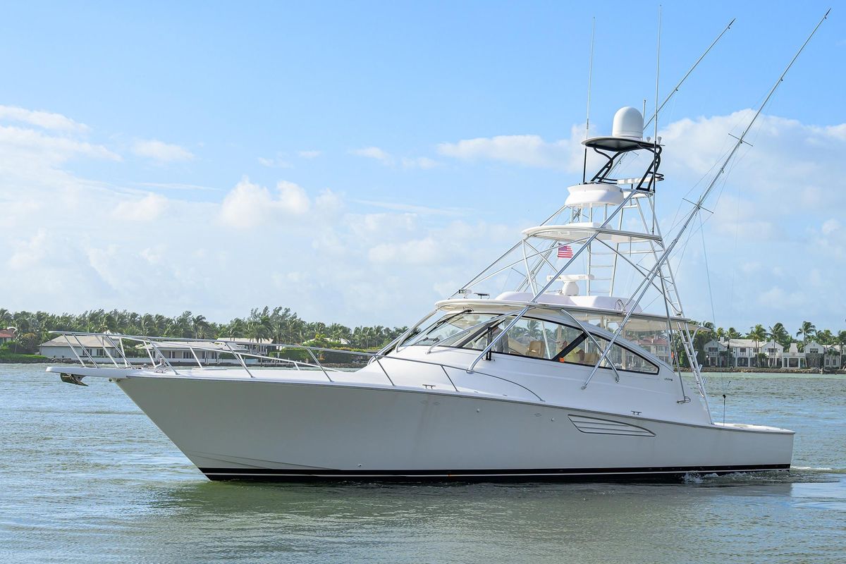 2015 Viking 52 