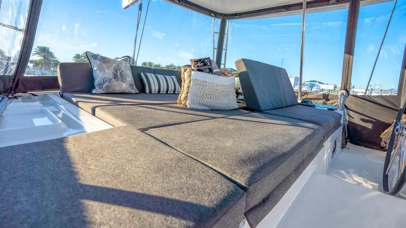 Sogno Yacht Photos Pics 