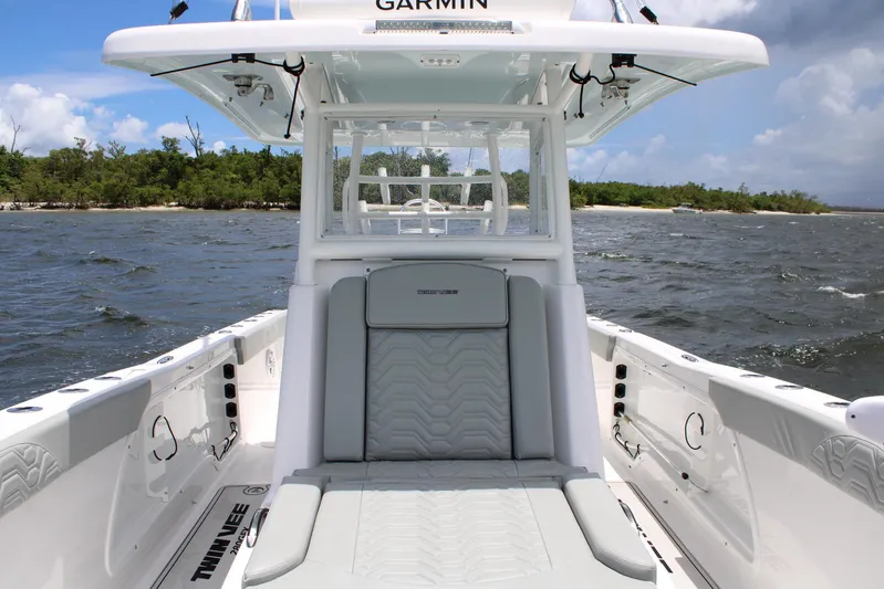  Yacht Photos Pics 2023 Twin Vee - Forward seating