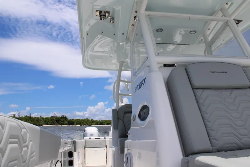  Yacht Photos Pics 2023 Twin Vee - Forward seating