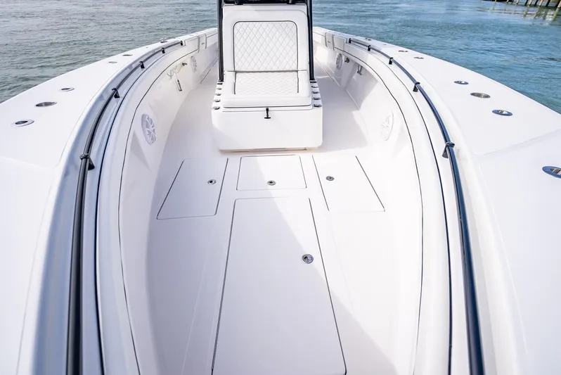  Yacht Photos Pics 2020 SeaHunter 35 Tournament boat deck with seating and storage compartments.