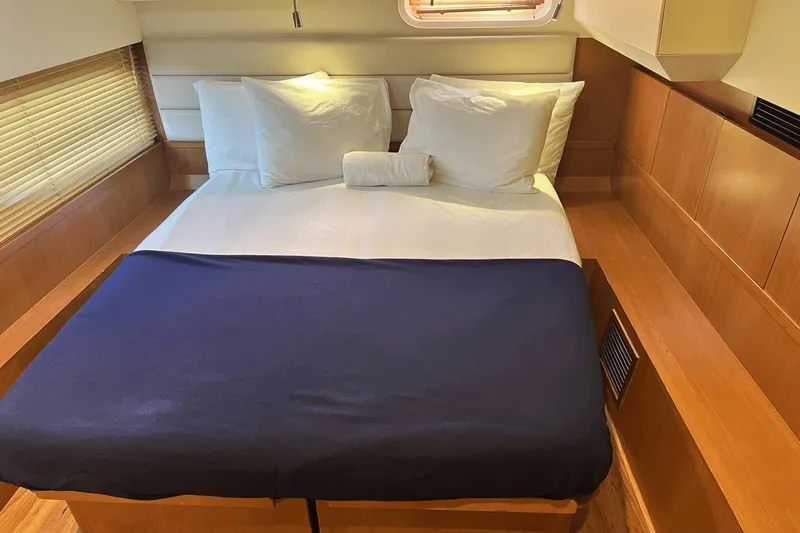 Packer Fan Yacht Photos Pics 