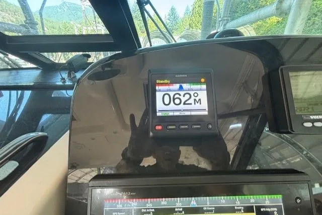 The Riddler Yacht Photos Pics Dashboard of a 2009 Tiara Yachts 3600 Open, displaying navigation instruments.