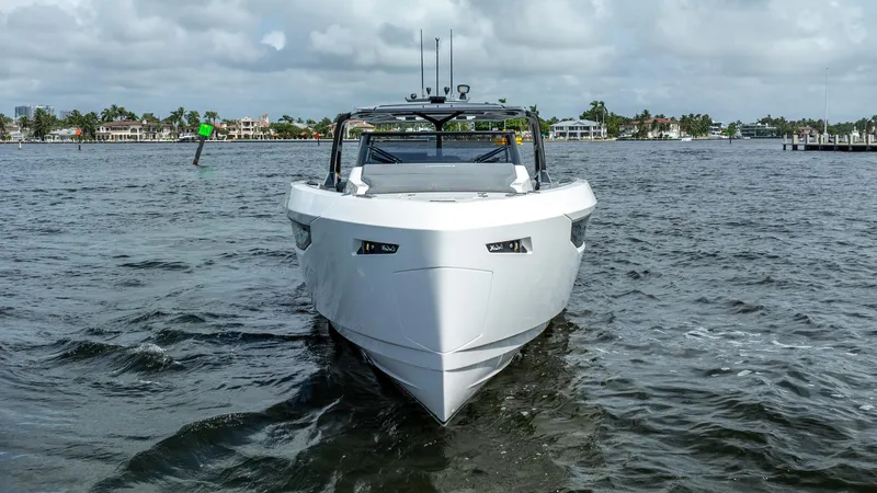  Yacht Photos Pics Front view of Limitless Seas XLV 45 yacht, 2025 model, on open water.