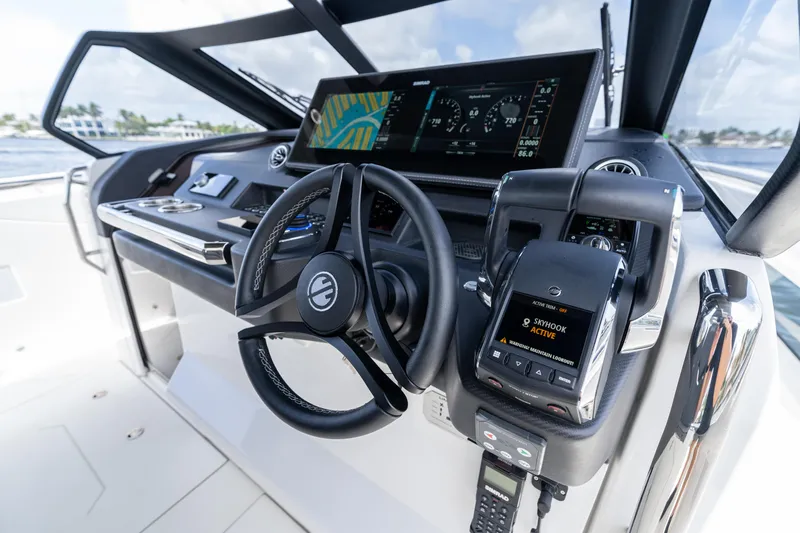  Yacht Photos Pics Modern Limitless Seas XLV 45 yacht cockpit with advanced navigation system, 2025 model.