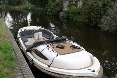 2008 Isloep 735 Cabin