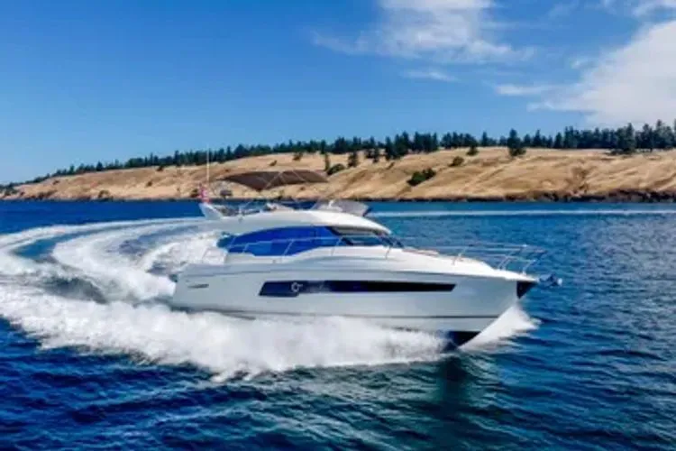 V & A Yacht Photos Pics 2019 Prestige 460 - Image 2