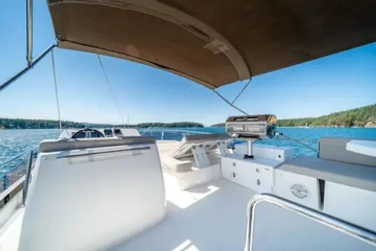 V & A Yacht Photos Pics 2019 Prestige 460 - Image 8