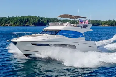 2019 Prestige 460