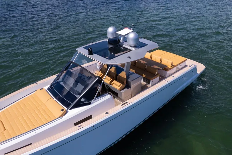 Seaduction Yacht Photos Pics 2023 Pardo Yachts 43 cruising on open water, featuring sleek design and luxury seating.