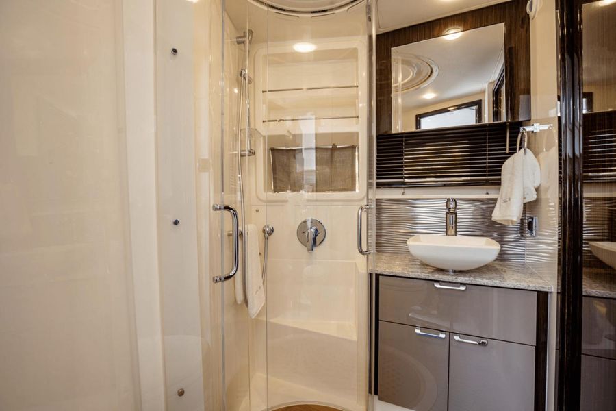 2019 Sea Ray 52 Sundancer