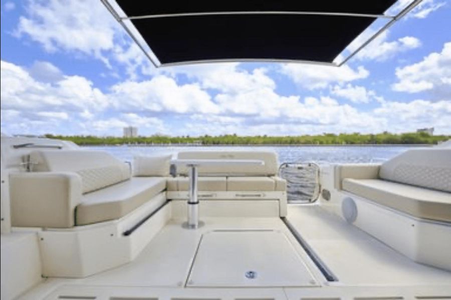 2019 Sea Ray 52 Sundancer