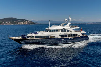 2006 Benetti classic 120
