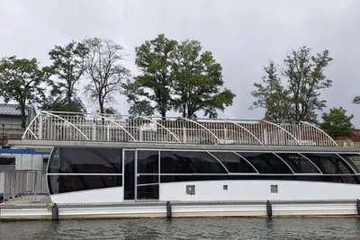 2025 Houseboat Holiday Sun Deck 60