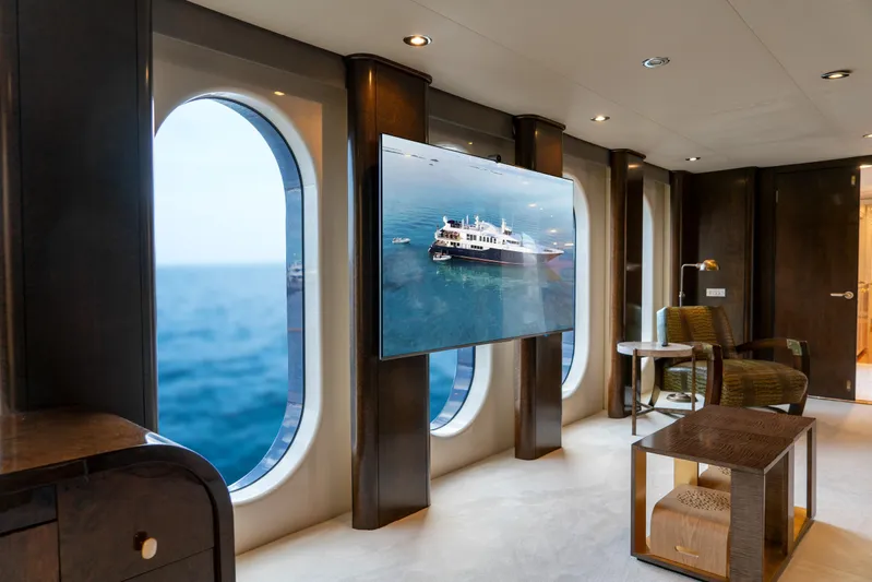 High Occupancy Yacht Photos Pics 