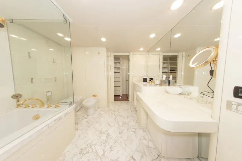 High Occupancy Yacht Photos Pics 