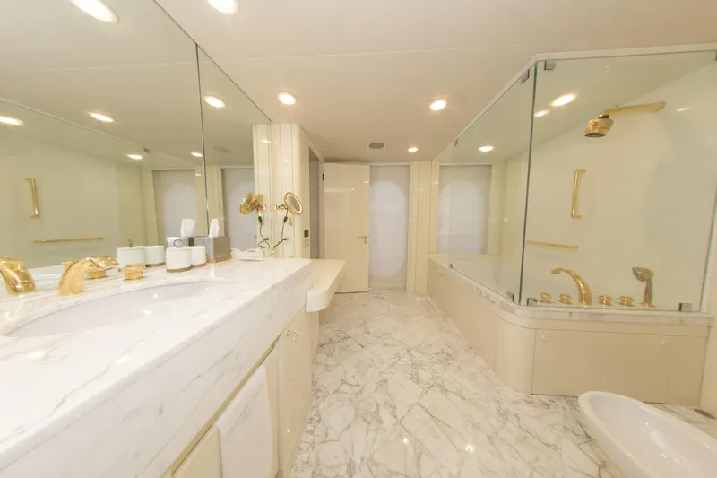 High Occupancy Yacht Photos Pics 