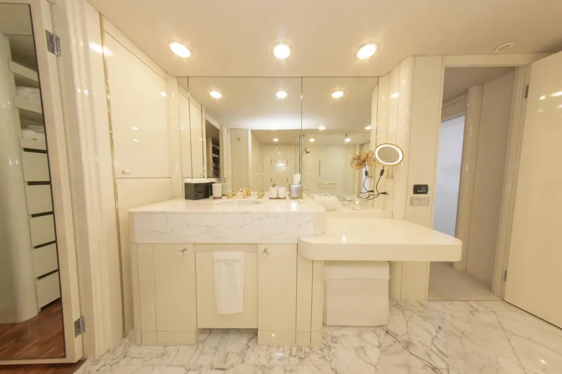 High Occupancy Yacht Photos Pics 