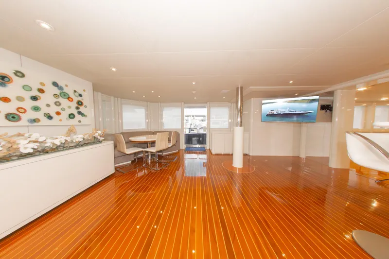 High Occupancy Yacht Photos Pics 