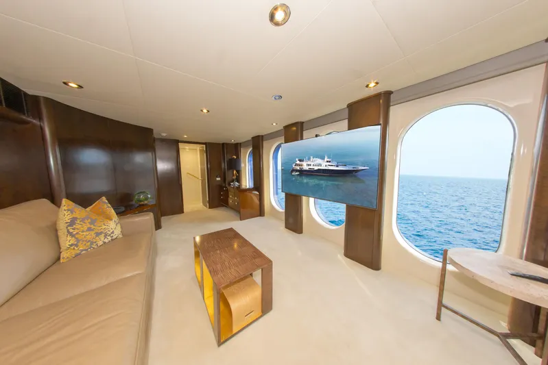 High Occupancy Yacht Photos Pics 