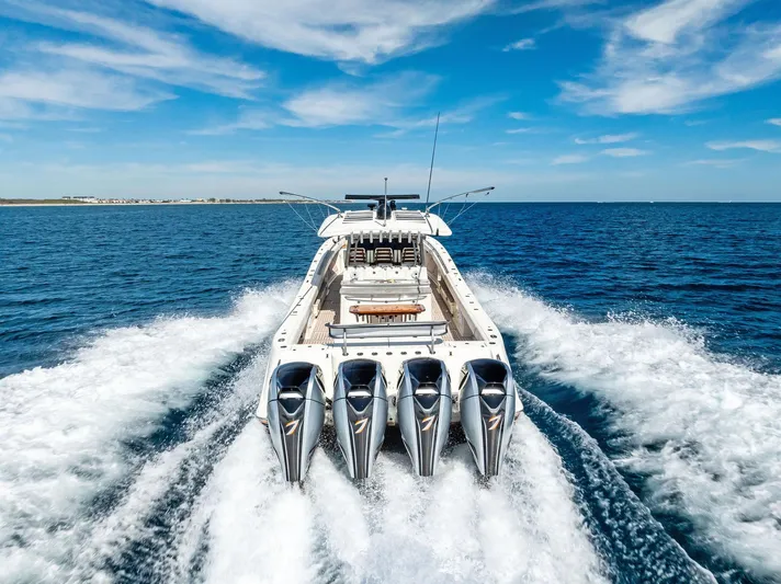 Verdandi Yacht Photos Pics 2018 HCB 53 Sue&ntilde;os boat cruising on open water with four powerful engines.
